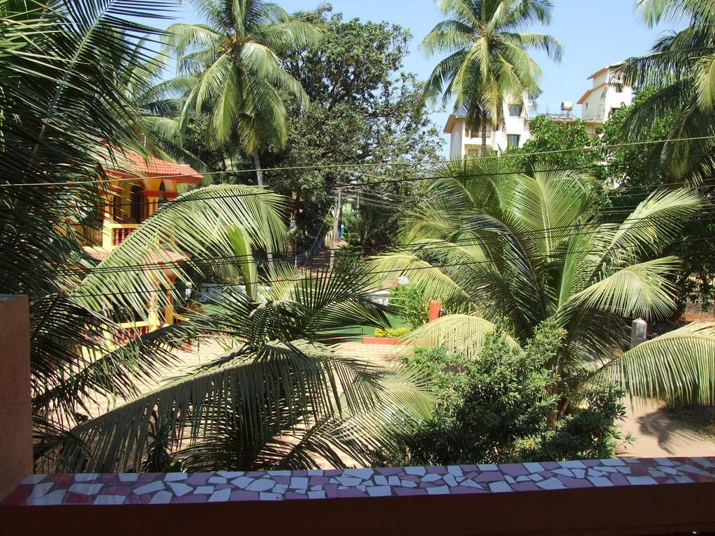 Empire Guest House Calangute Esterno foto